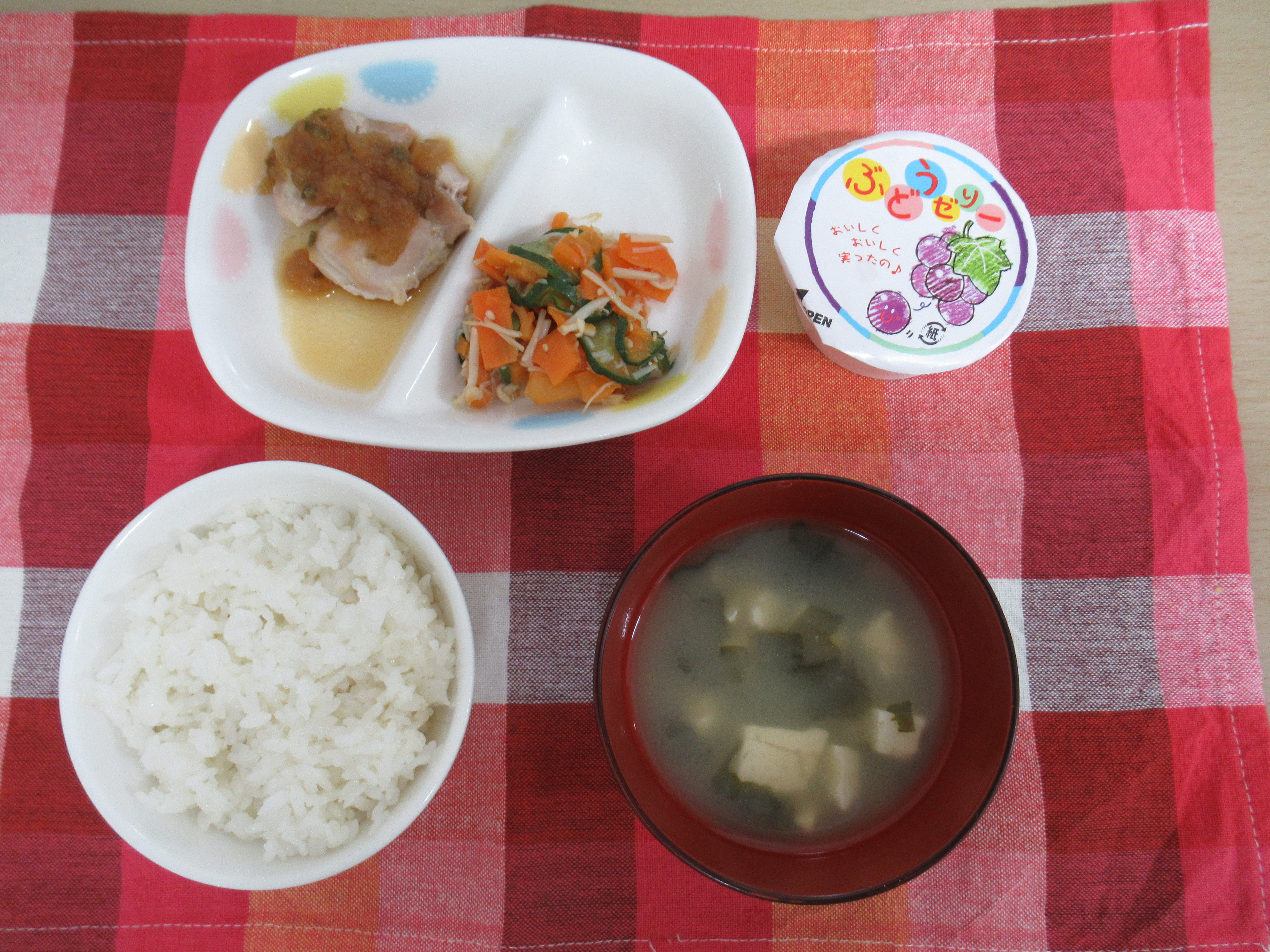 鶏肉のみぞれ煮
